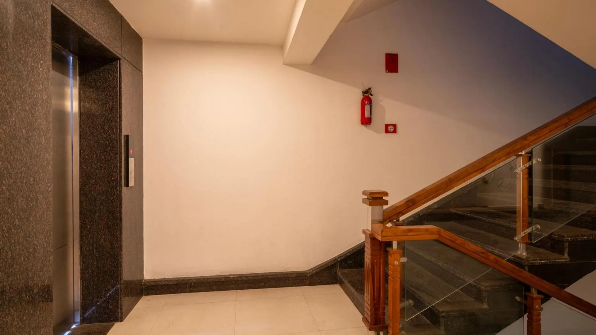 Hotel Staymax Trend Kannur Inde